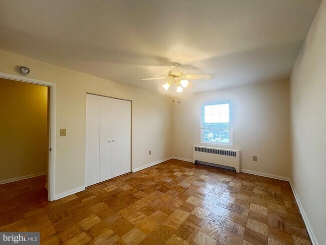 Building Photo - 125 Talbott St