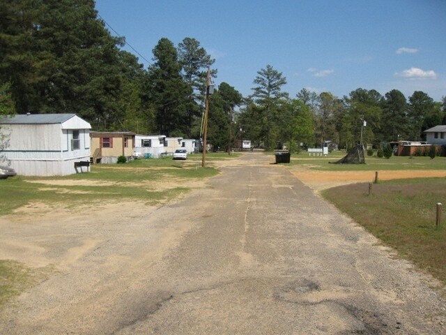 Primary Photo - 3532 Larkin Rd