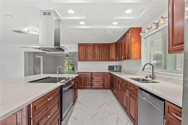 Building Photo - 17511 Canal Shores Dr