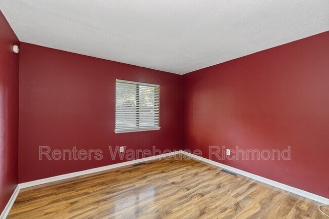 Building Photo - 1825 Ivystone Dr