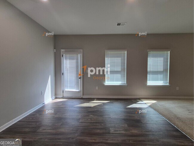 Building Photo - 5051 Pioneer Pkwy