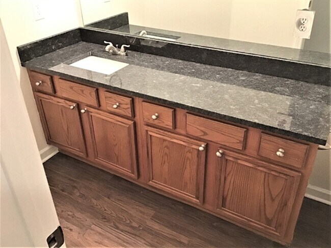 Building Photo - 4910 Monarch Meadow Ln