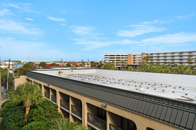 Building Photo - 1114 Santa Rosa Blvd