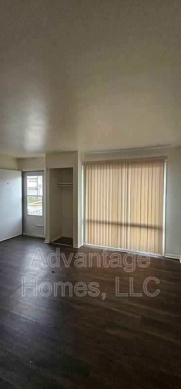 Building Photo - 819 N 70th St