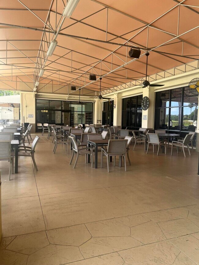 Building Photo - 2614 Nassau Bend