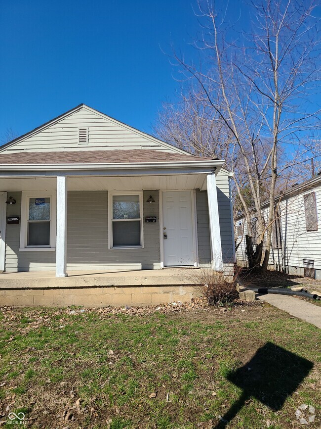 Building Photo - 960 N Concord St