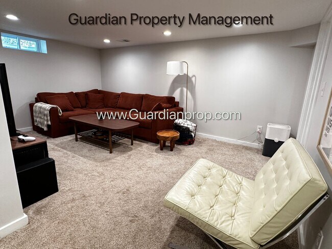 Building Photo - St Louis Park Renovated Single Family Home...