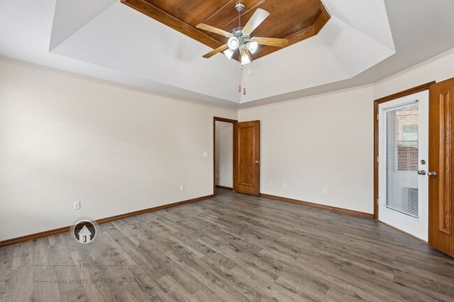Building Photo - 716 Tuscany Way