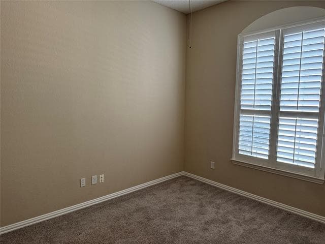 Building Photo - 8272 Beartooth Dr