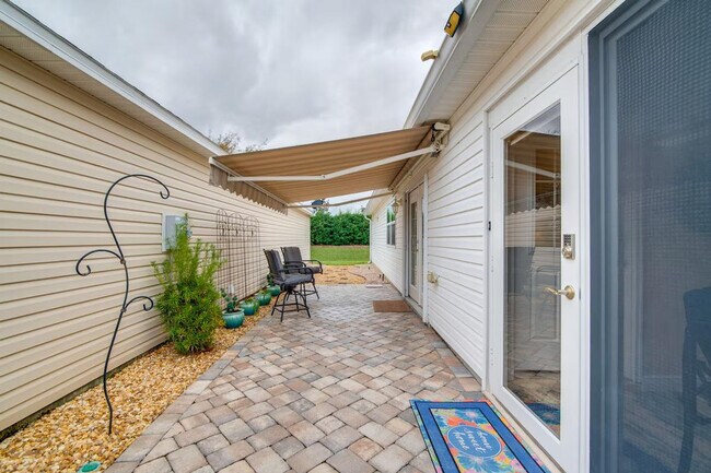 Building Photo - 2242 Braxton St