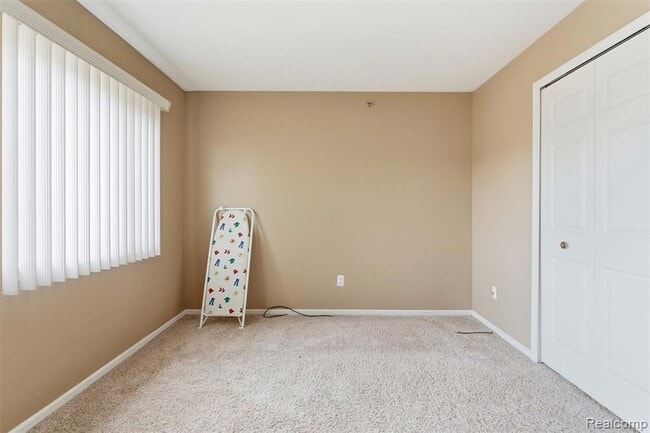 Building Photo - 15090 Northpointe Dr