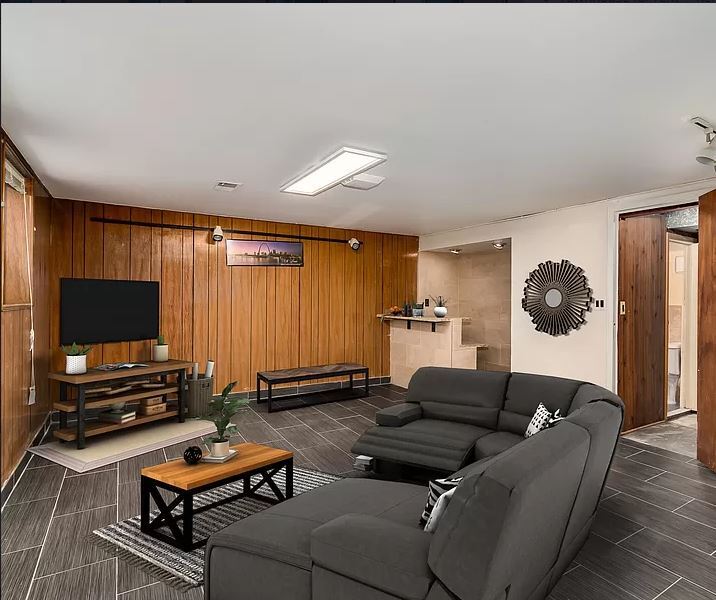 Building Photo - 615 Maple Ct