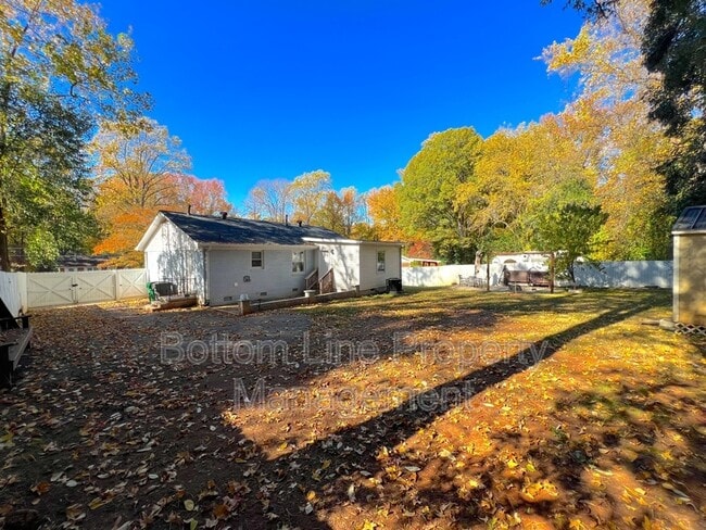 Building Photo - 2607 Dantrey Pl