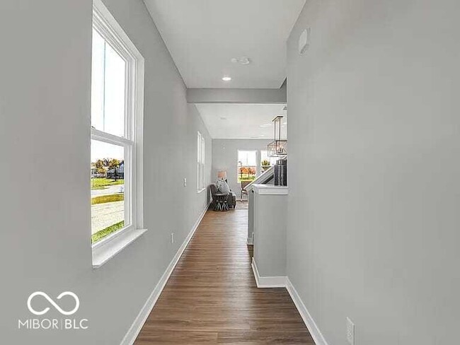 Building Photo - 15243 Farrington Rd