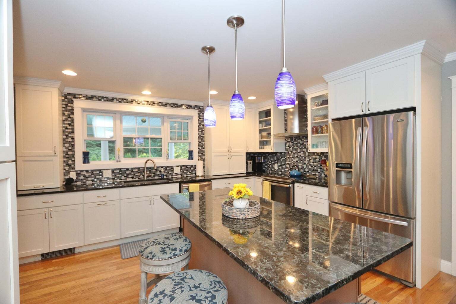 Building Photo - 46 Frances Dr