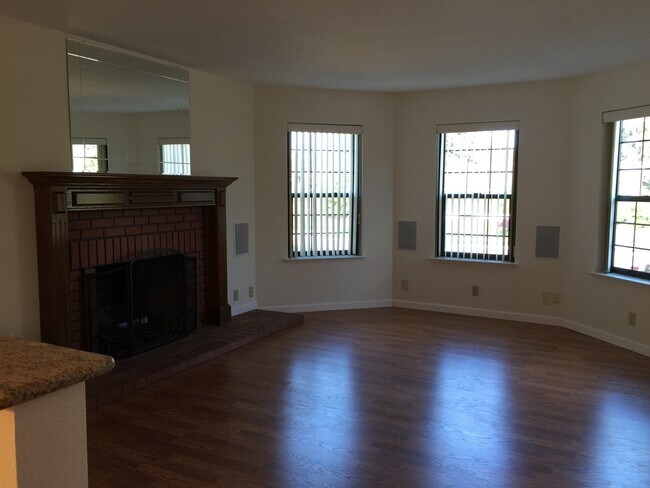 Building Photo - 8347 N 4th St