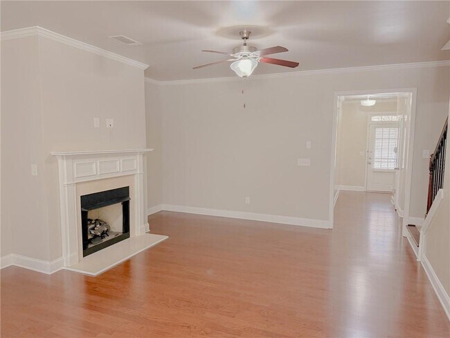 Building Photo - 786 Garbrooke Dr