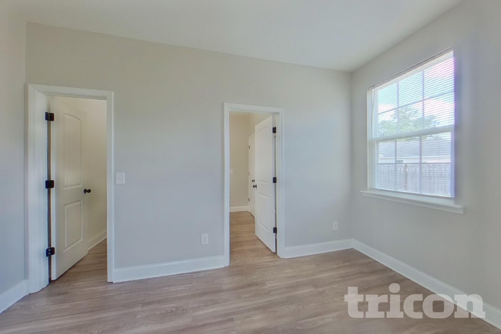 Building Photo - 11 Sedge Ct