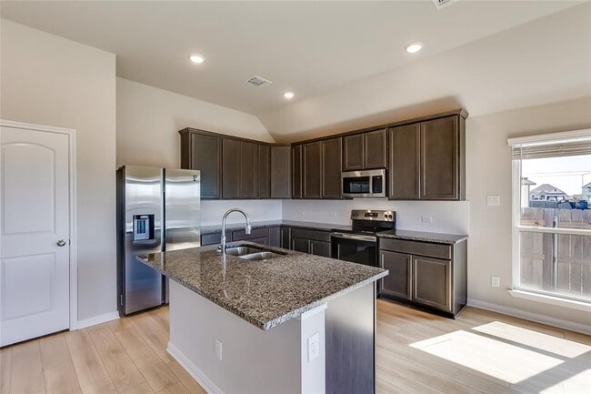 Building Photo - 7747 Merry Oaks Cv
