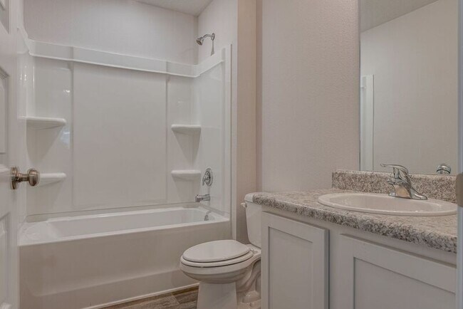 Building Photo - 5797 Guinevere Ln