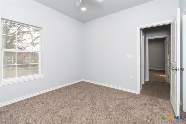 Building Photo - 917 S 19th St