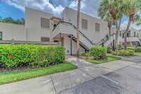 Building Photo - 346 Springdale Dr