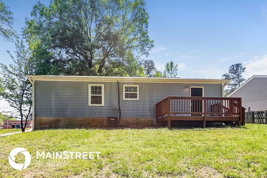 Building Photo - 3516 Dearborn Dr