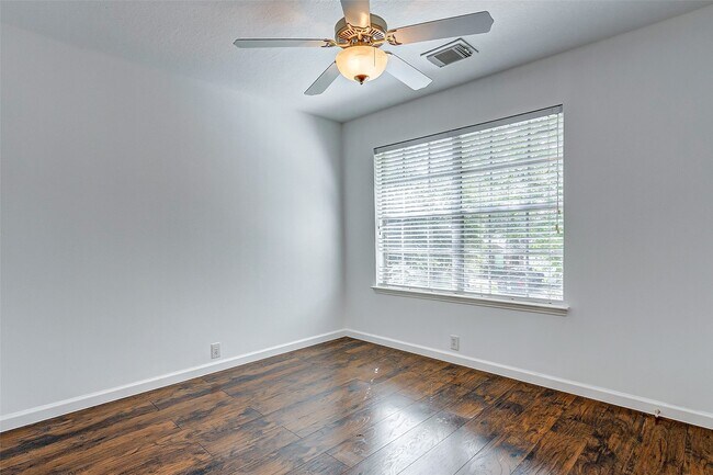 Building Photo - 21218 Somerset Park Ln