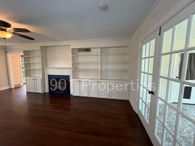 Building Photo - 59 N Ashlawn Rd