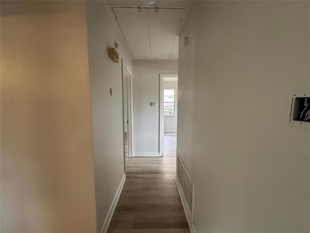 Building Photo - 1015 Pine Tree Dr