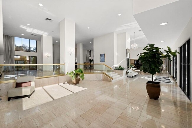 Building Photo - 3301 Bayshore Blvd