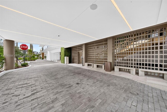 Building Photo - 1176 97th St