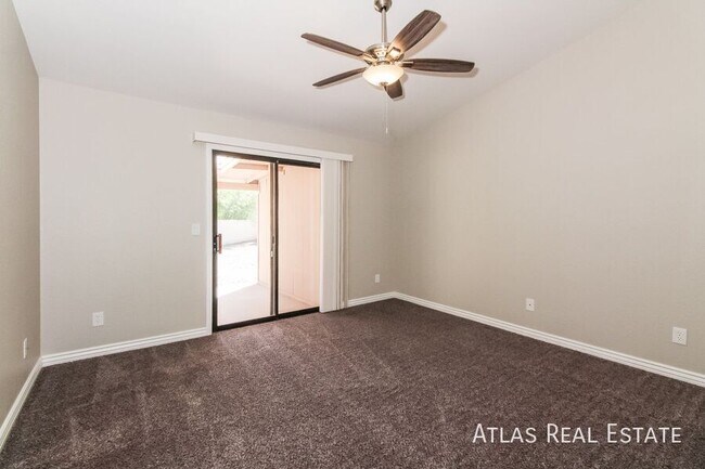 Building Photo - 8009 S Carbury Way