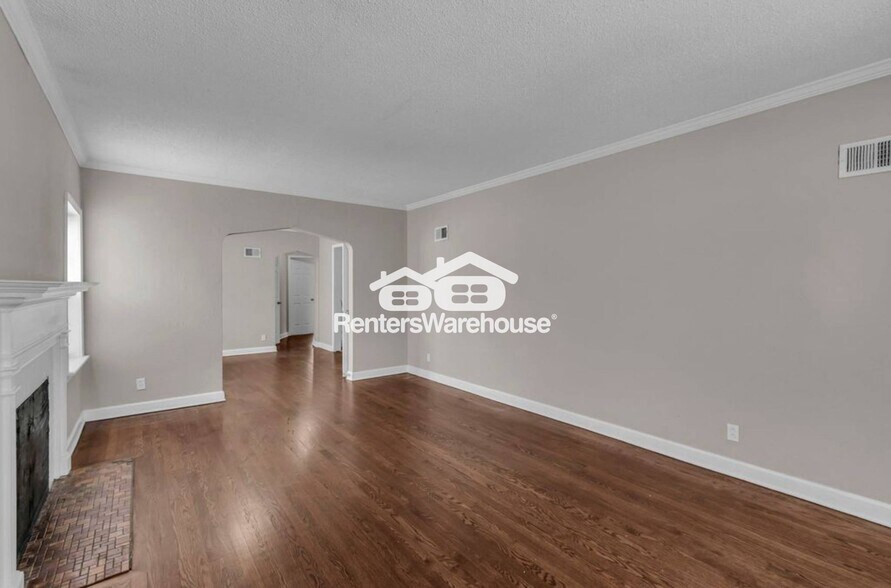 Building Photo - 6428 Agnes Ave