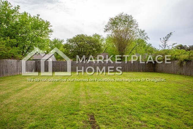 Building Photo - 3668 Barberry St
