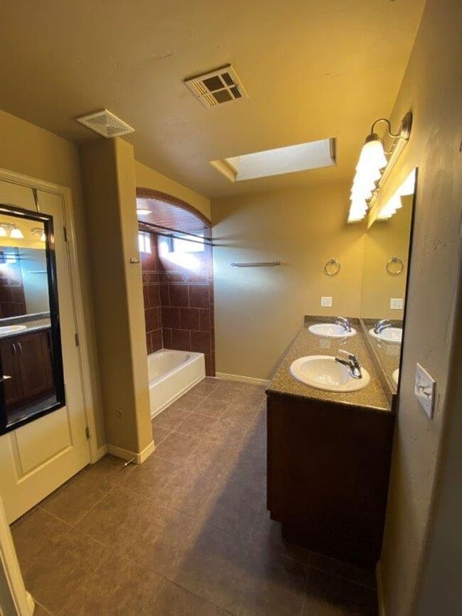 Building Photo - 7328 Vista De Sobre Dr