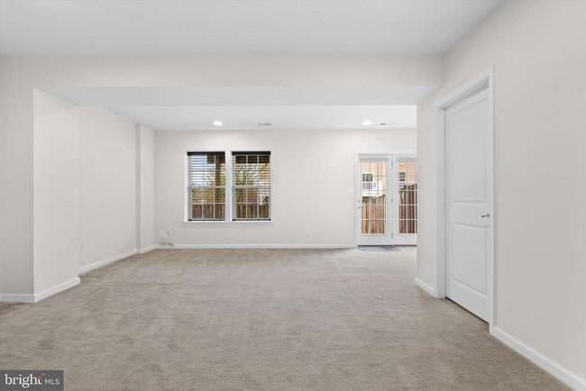 Building Photo - 25771 Double Bridle Terrace