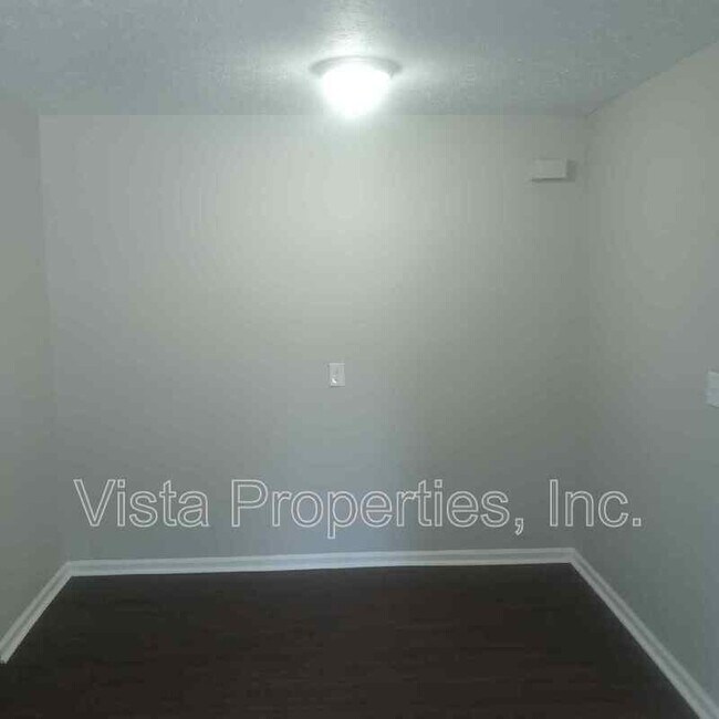Building Photo - 301 N 41st St