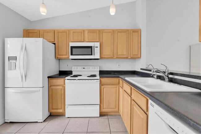 Building Photo - 3777 Mission Ct