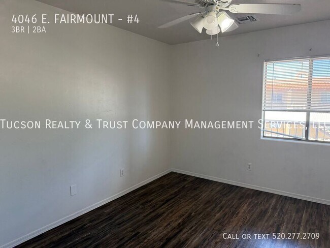 Building Photo - 4046 E. FAIRMOUNT-#4