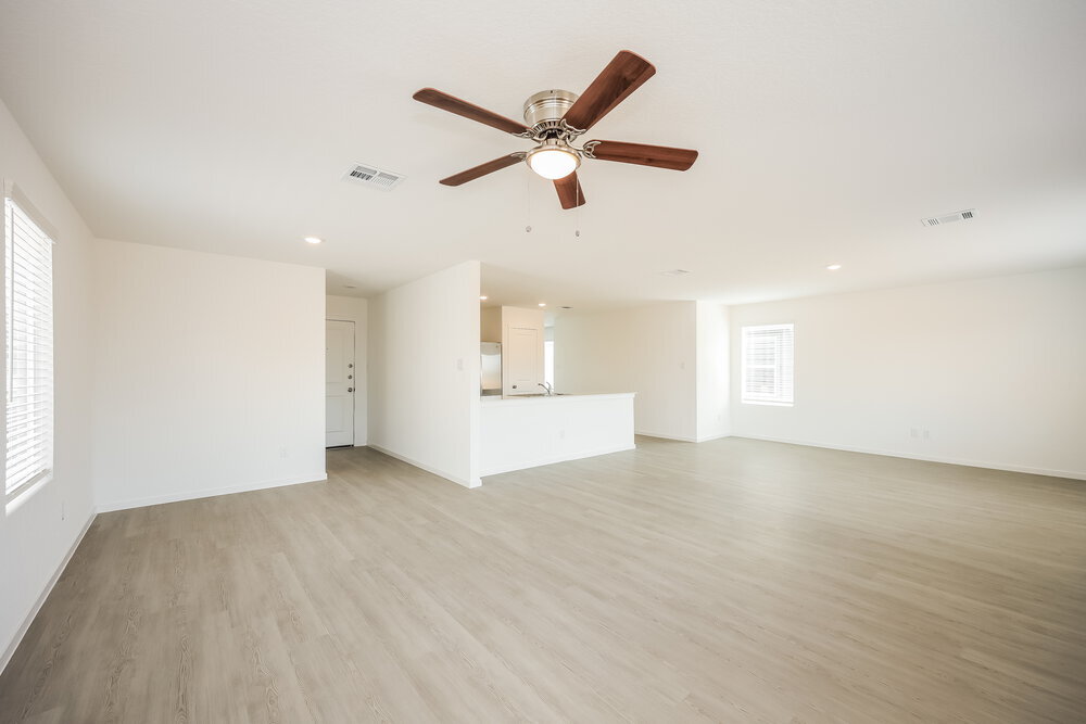 Building Photo - 11742 California Rose