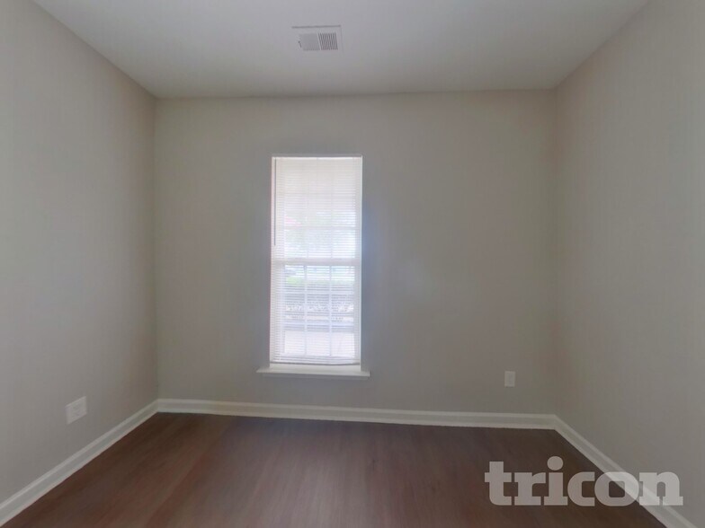 Building Photo - 4163 Old Glory Dr