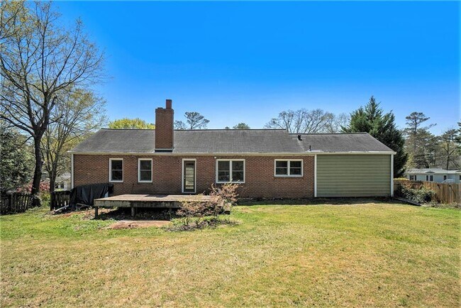 Building Photo - 1806 Coventry Rd