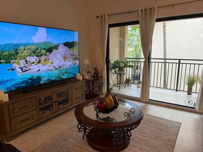 Building Photo - 4905 Midtown Ln