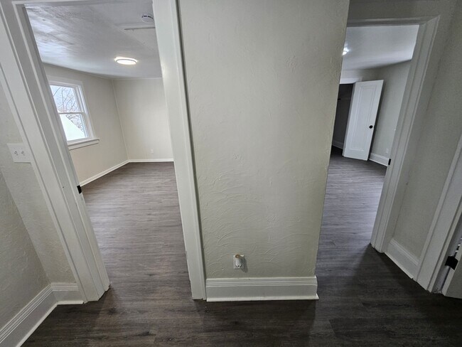 Building Photo - 9614 McCracken Rd