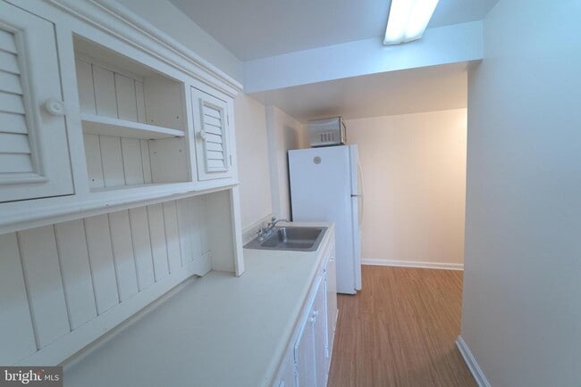 Building Photo - 2208 Bucknell Terrace