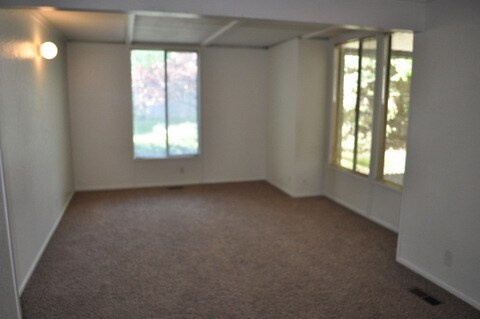 Building Photo - 3547 Bengal Blvd