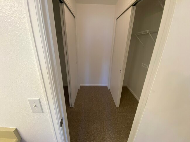 Building Photo - 6246 Calico Patch Heights