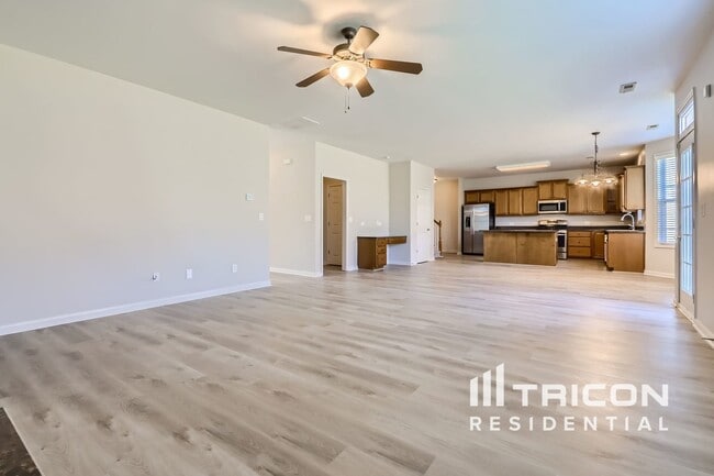 Building Photo - 129 Keswick Manor Dr