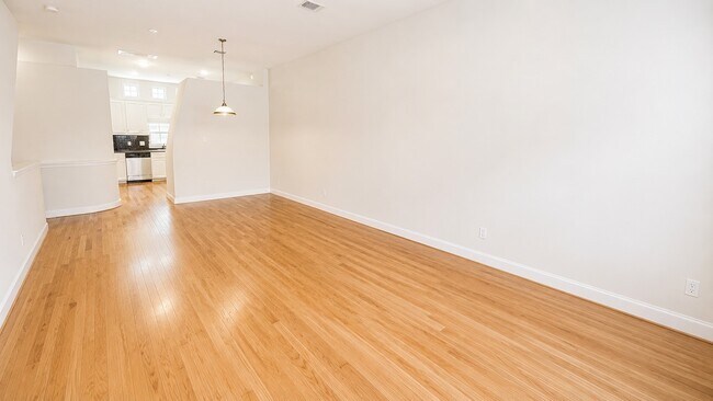 Building Photo - 2710 Hullsmith Dr